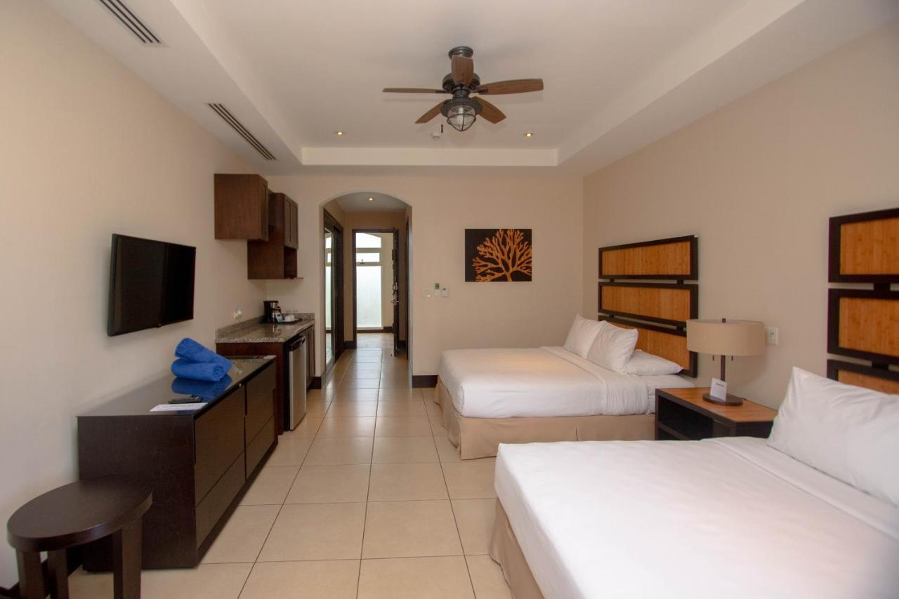 Hotel Cc Front Papagayo